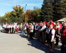 Всеукраинский фестиваль казацкой песни: творческие коллективы со всей Украины собрались в Кривом Роге (ФОТО)