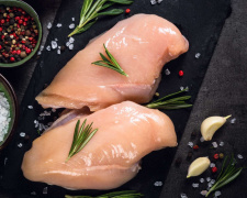 Ніколи не пропускайте цей етап перед приготуванням курятини - фото з відкритих джерел