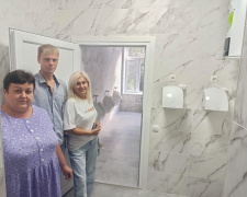 Благодійники IsraAID покращили санітарні умови шкіл Криворізької громади напередодні навчального року