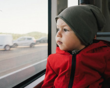 Евакуація дітей, фото з відкритих джерел 