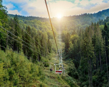 Які звички туристів тепер можуть коштувати тисячі гривень - фото з відкритих джерел