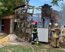 У Криворізькому районі сталася пожежа на приватній ділянці: подробиці від рятувальників