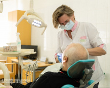 Розкажи ветерану: де на Дніпропетровщині отримати безкоштовну стоматологічну допомогу