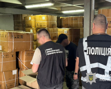 Невдалий бізнес по-криворізькі: правоохоронці викрили підпільне виробництво рідин для електронних сигарет