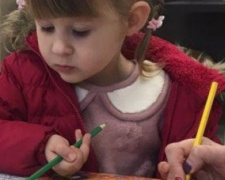 Трехлетняя девочка стала 200-тысячной прописанной жительницей Кривого Рога (фото)