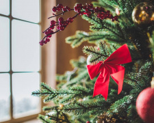 Ялинка з прикрасами - фото з відкритих джерел