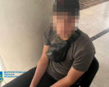 Зливав позиції військових через Telegram: на Дніпропетровщині викрили зрадника