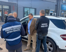 За гроші обіцяв вступ до коледжу для відстрочки: у Кривому Розі викрили організатора схеми