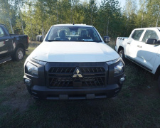 «Сталевий фронт» передав 157-й ОМБр нову партію транспорту вартістю понад 9 млн грн