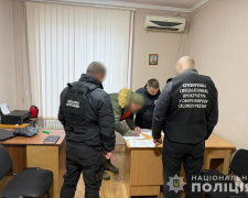 Підробка військових документів: у Кривому Розі посадовець вносив фальшиві дані до реєстру