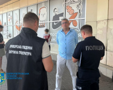 Хотіли втекти за 12 тисяч доларів: у Кривому Розі затримали подружжя за спробу переправити військовозобов’язаного