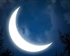 Новий Місяць 17 квітня, фото з відкритих джерел 