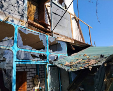 Горіли будинки та автівки: на Дніпропетровщині внаслідок російських атак постраждала дитина
