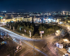 Площа Визволення стала площею Захисників України