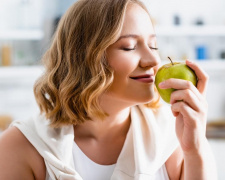 Яблуко перед сном: простий фрукт із великою користю - фото з відкритих джерел
