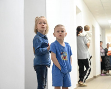 Евакуація дітей, фото пресслужби Дніпропетровської ОВА 