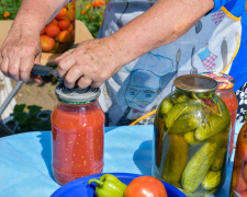 Секрети герметичності: правильні кришки для консервації - фото з відкритих джерел