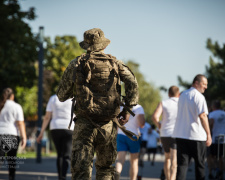 Біжимо, щоб пам'ятати: жителів Дніпропетровщини запрошують на забіг пам'яті
