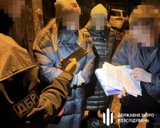 Елітне життя закінчилося: на Дніпропетровщині викрили податкову схему на 56 мільйонів гривень