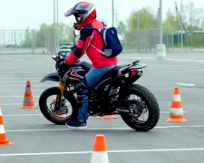 Посвідчення водія мотоцикла, фото з відкритих джерел