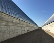 Безкаркасні ангари стають трендом: Метінвест-СМЦ допомагає аграріям будувати швидше