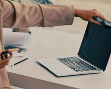 Як одна дія вкорочує життя техніки - фото з відкритих джерел