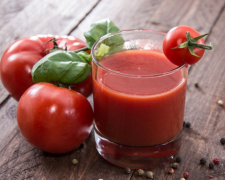 Як закрити томатний сік без цукру: корисні поради