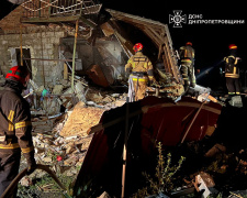 Загинула дитина, ще одну дістали з-під завалів: росіяни продовжують обстрілювати громади Дніпропетровщини