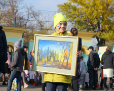 У Кривому Розі на арт-виставці зібрали близько 96 000 грн для ЗСУ