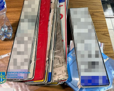 продаж гуманітарних машин для ЗСУ, фото Дніпропетровської обласної прокуратури