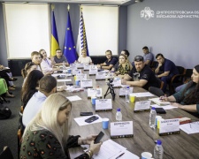 Гроші, дрова та вугілля: яку допомогу готують мешканцям Дніпропетровщини взимку
