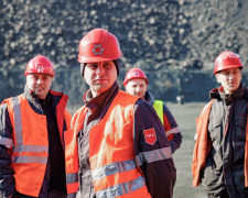 Промисловість потребує кадрів: університет Метінвесту допомагає відроджувати економіку