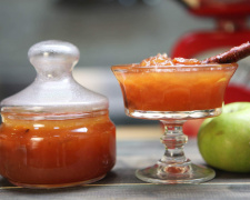 Як приготувати густе й ароматне яблучне повидло - фото з відкритих джерел