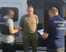 Переховувався у Німеччині після викриття схеми: криворіжця повернули до України