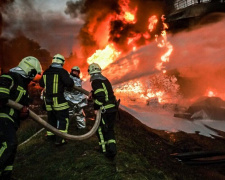 Як діяти при пожежі чи обстрілі - фото з відкритих джерел