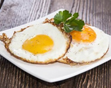 Секрет ідеальної яєчні: на чому смажити яйця, щоб було смачно - фото з відкритих джерел