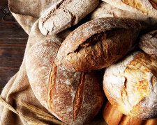 Що заборонено робити з хлібом, аби не накликати біду: прикмети