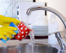 Чим можна замінити засіб для миття посуду: корисні поради
