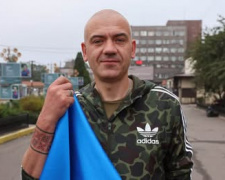 Юрій Аркуша з позивним "Сивий" у мирному житті працює на «Каметсталі»