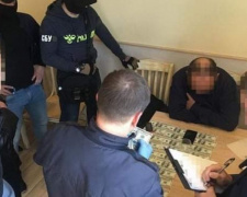 На Днепропетровщине задержали преступную группировку, которые вымогали деньги у предприниматей (фото)