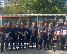 У вогонь і під завали заради інших: у Кривому Розі рятувальників привітали з професійним святом