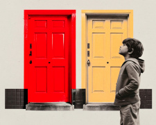 Червоні двері, жовті двері - фото з відкритих джерел