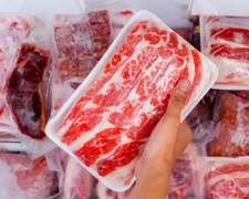Чому пінопластові лотки небезпечні для заморожування м’яса - фото з відкритих джерел