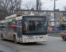 У Кривому Розі перекриють дороги 4 жовтня: причини зупинки транспорту в центрі міста