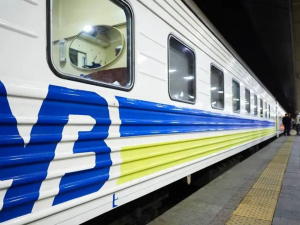 Укрзалізниця скасовує два потяги, що курсують через Дніпропетровщину: коли останній рейс
