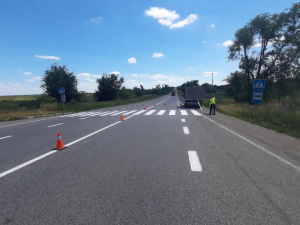 Понад мільйон квадратних метрів: як відновлюють дороги на Дніпропетровщині