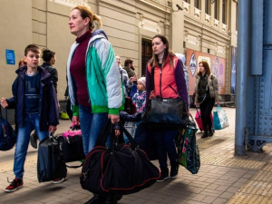 Вимушено переміщені особи, фото з відкритих джерел 