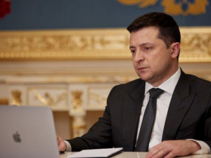 Володимиру Зеленському – 44: привітати Президента можна переказом коштів на рахунок криворізької лікарні