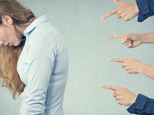 Що таке мобінг? Криворізькі юристи застерігають працівників (КОРИСНО)