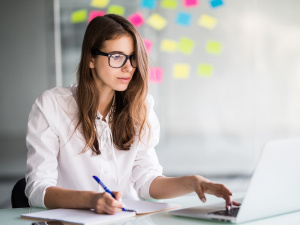 Шукаєте роботу онлайн? - у Метінвеста є пропозиція